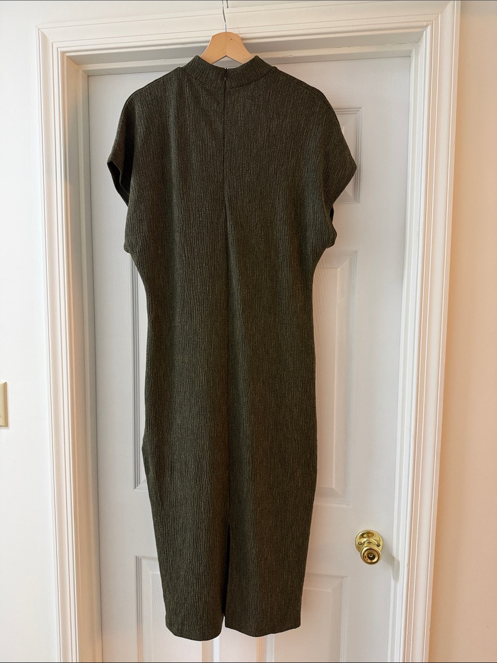 NWT ZARA Textured Knit Midi Dress – Olive Green | NWT | Size L 8779/625/527 - Picture 4 of 8